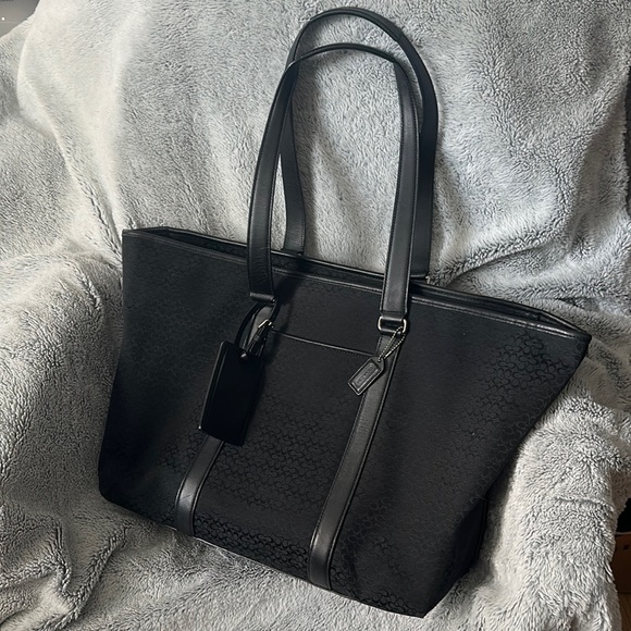 Coach Handbags - Coach Hampton Signature Weekender Carryall F77012